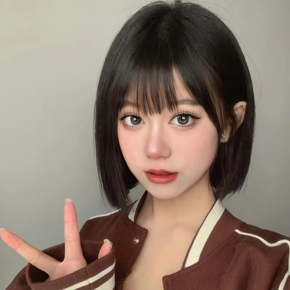Fashionable Black Bob Haircut  - đánh giá và giá Hair Care Barber